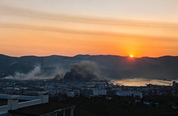 Attack on Novorossiysk terminal halts Russian grain exports, heightening Black Sea supply risks